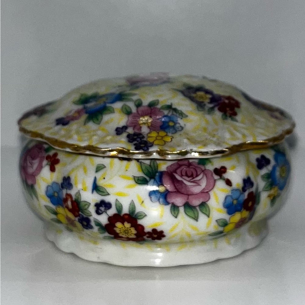 Vintage Gold Castle Floral Roses Trinket Box Lidded Porcelain 3”x1.5” Japanese